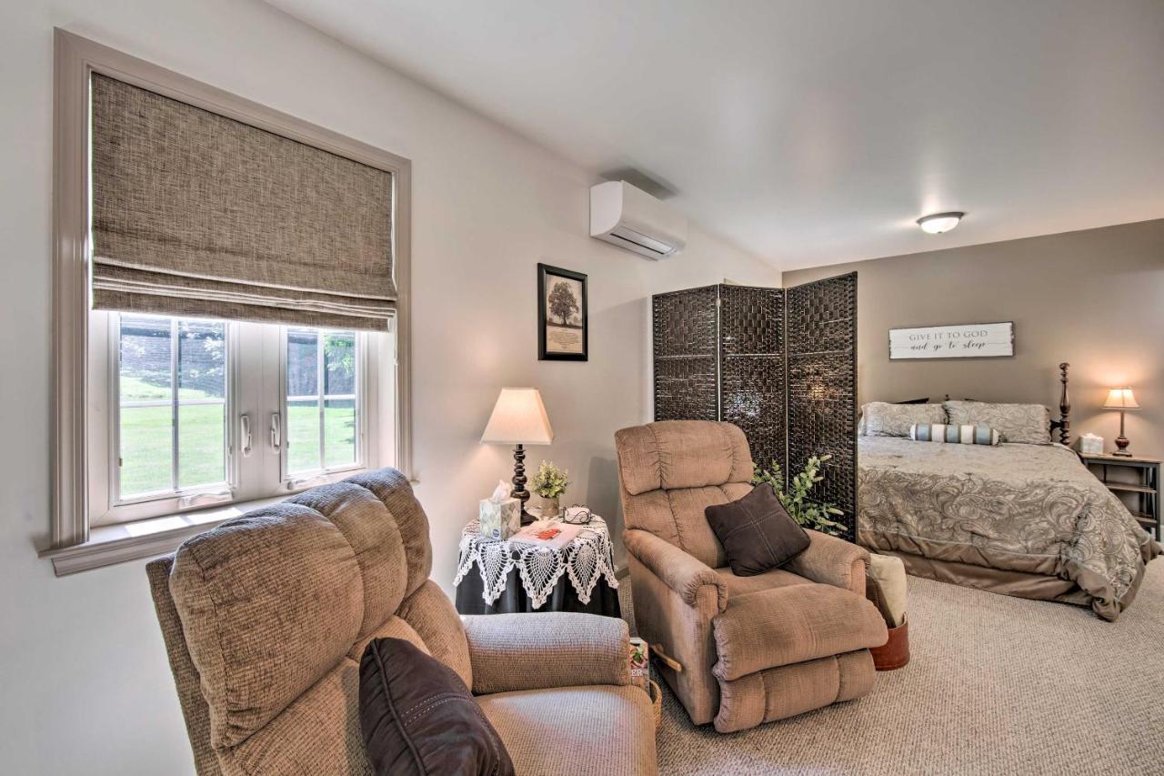 Cozy Garden Room In Welsh Mountain Suites! New Holland Eksteriør billede