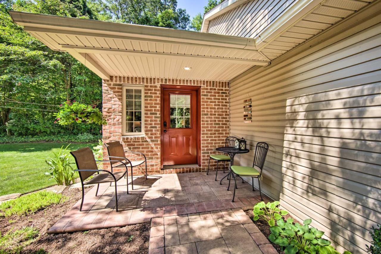 Cozy Garden Room In Welsh Mountain Suites! New Holland Eksteriør billede